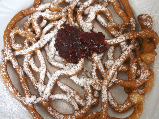 Furtaies Ladin funnel cake Funnel cake